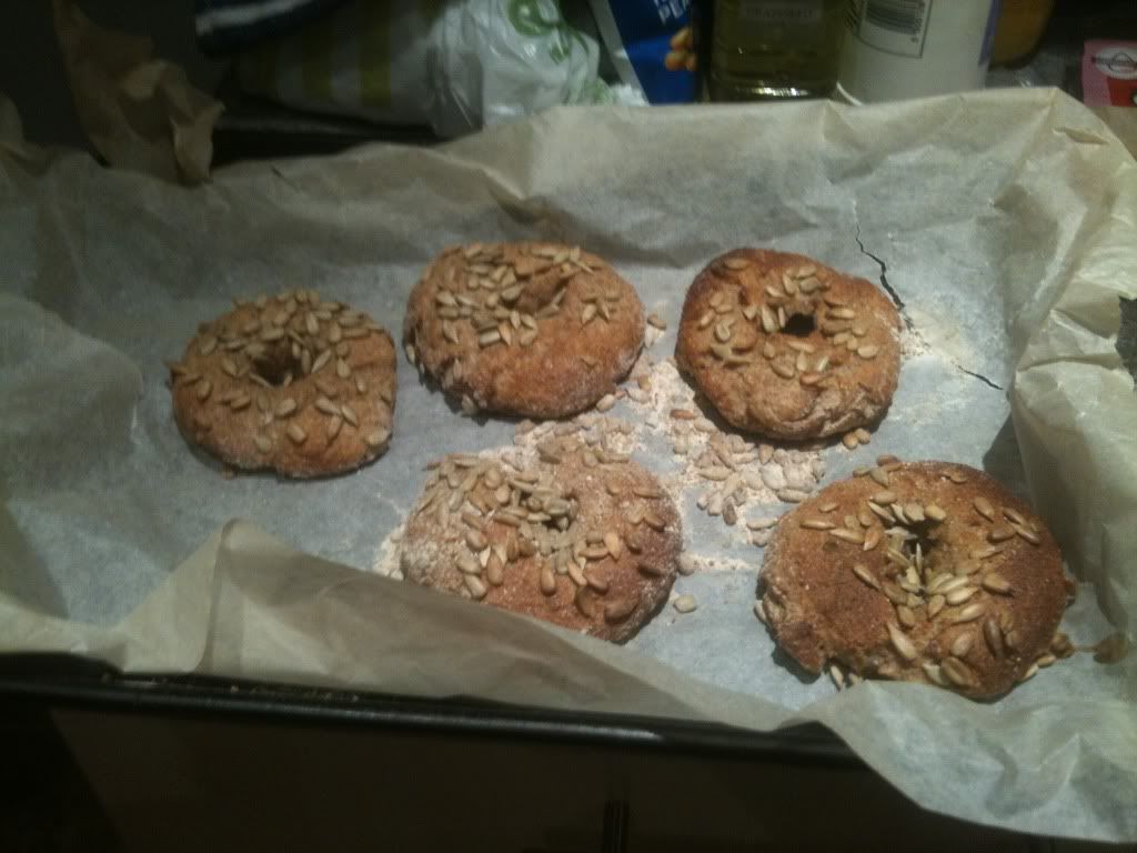 Forum Image: http://i1310.photobucket.com/albums/s641/LastMouse/TCF%20-%20September%20-%20Bagels/IMG_3028_zpsba995c3f.jpg