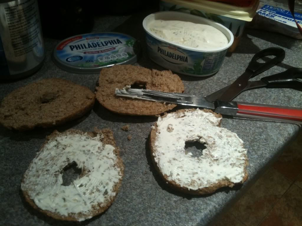 Forum Image: http://i1310.photobucket.com/albums/s641/LastMouse/TCF%20-%20September%20-%20Bagels/IMG_3032_zps05862a27.jpg