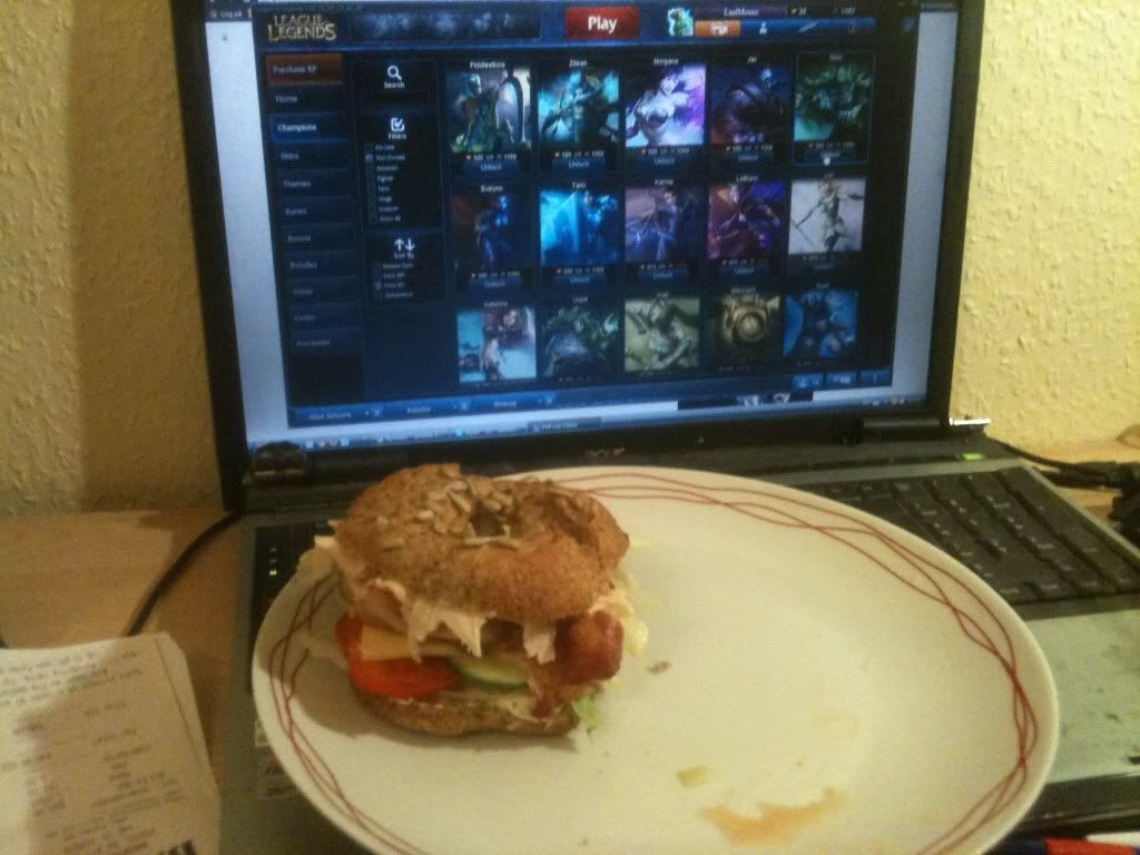 Forum Image: http://i1310.photobucket.com/albums/s641/LastMouse/TCF%20-%20September%20-%20Bagels/IMG_3045_zps1214c77d.jpg