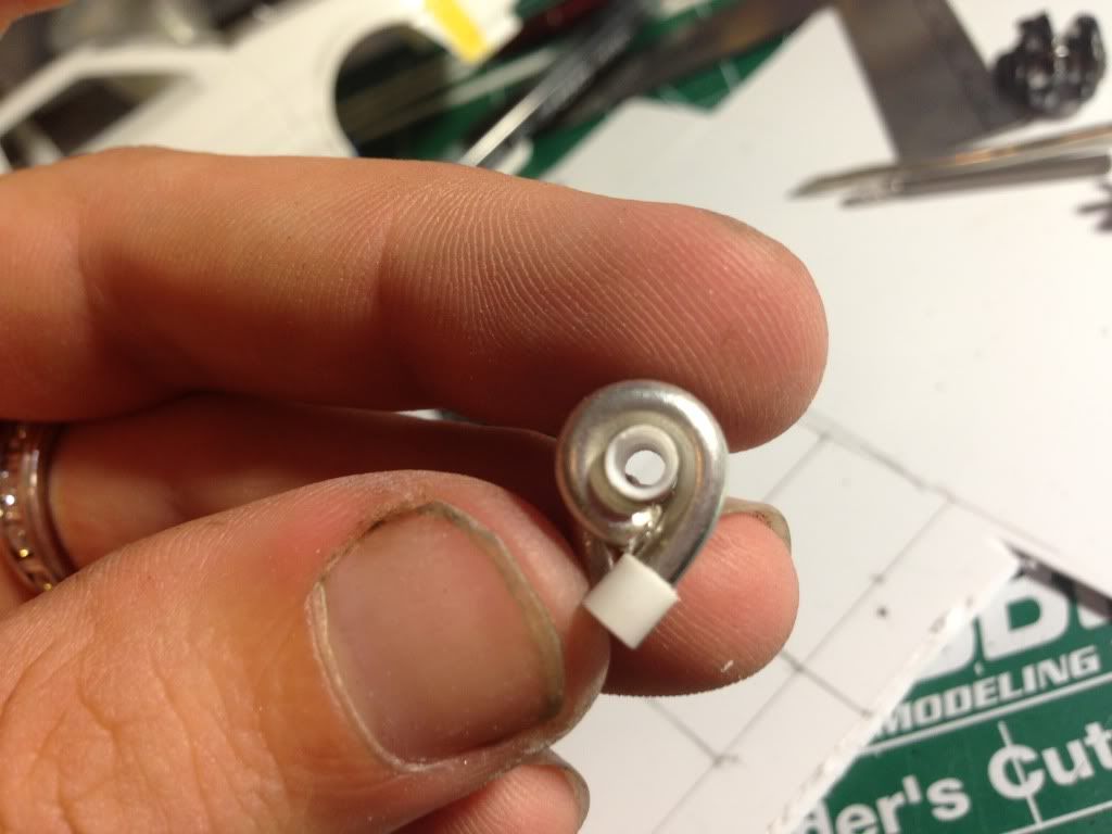 16916277-C6C6-4048-8858-31118D7A6B63-864