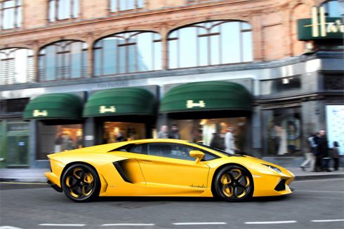 lamborghini-aventador_7_zpsc95798a6.jpg