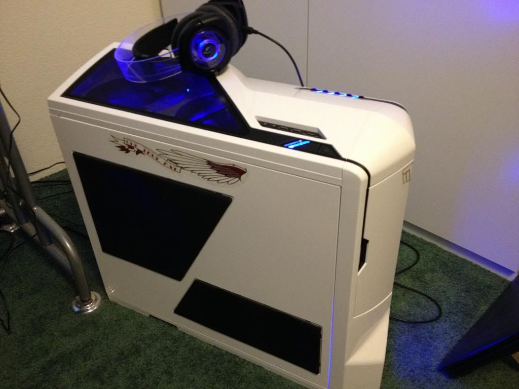 STORMTROOPER NZXT Phantom case, PDP Afterglow wireless headset