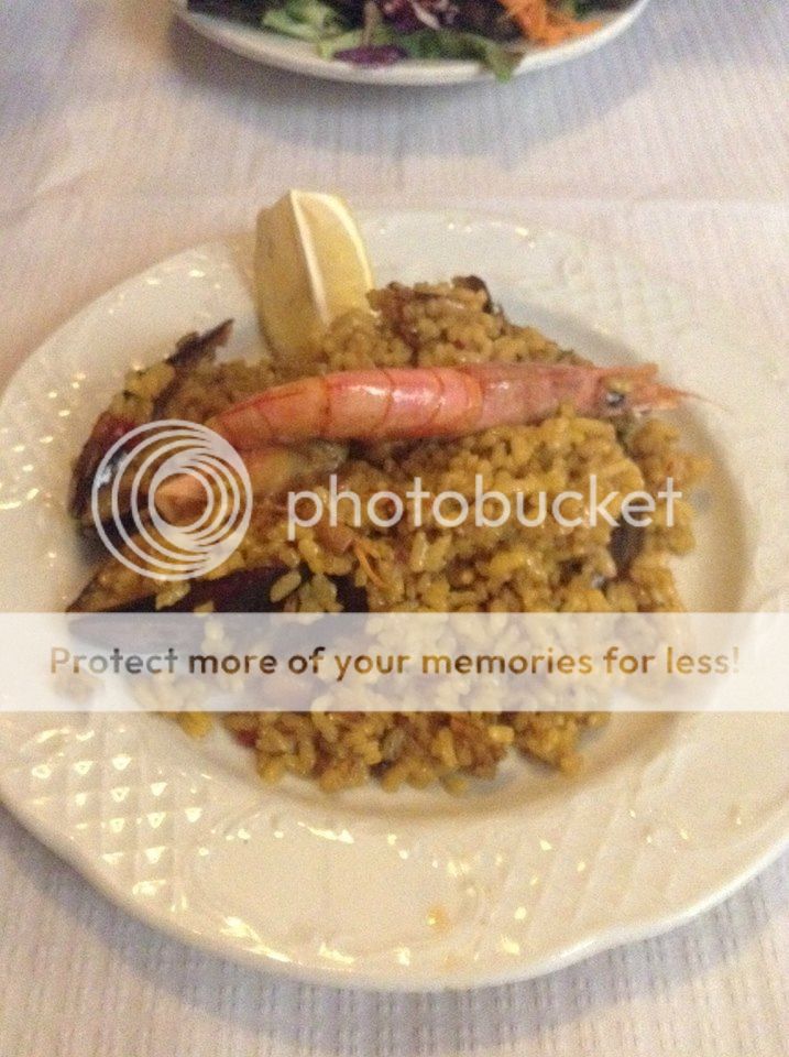 Foto de um prato de Paella