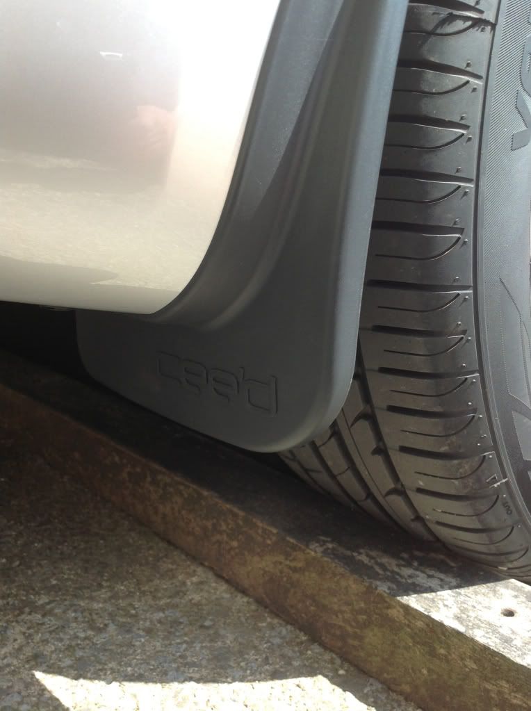 Oversized Guards Kia Cee/'d Front Mud Flaps A2461ADE10